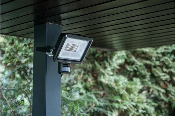 Produktbild Brennenstuhl Jaro 4060 P