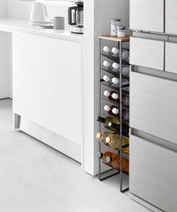 Immagine prodotto Yamazaki Portabottiglie a 8 livelli con ripiano in legno TOWER (20 x 19,5 x 88,5 cm, 16 Fl.)