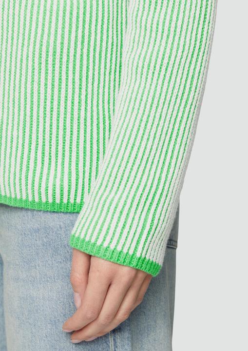 Produktbild S.Oliver Strickpullover Zweifarbiger Strickpullover mit Stehkragen (44)
