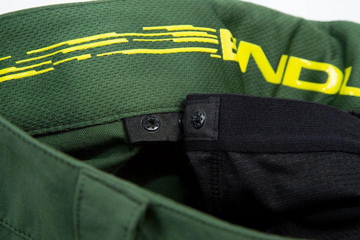 Actual product image Endura SingleTrack II (XL)