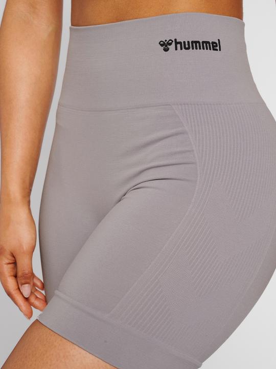 Actual product image hummel Tif Seamless Shorts (L)