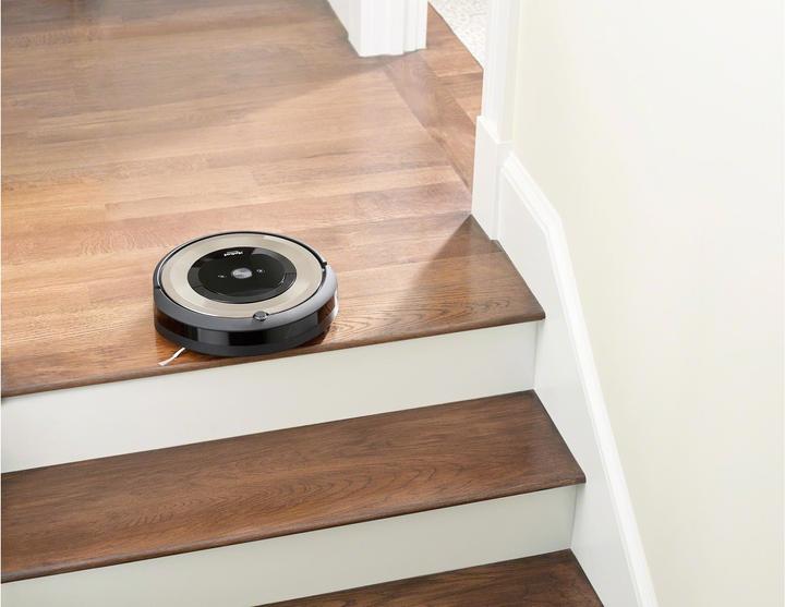 Actual product image iRobot Roomba e5152 (Robot vacuum)