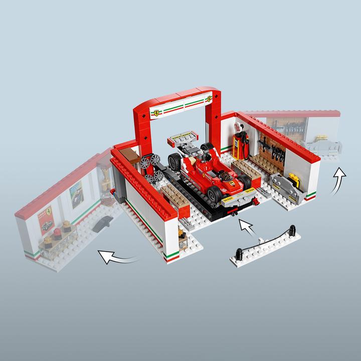 Actual product image LEGO Ferrari Ultimate Garage (75889, LEGO Speed Champions)
