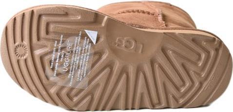 Image du produit Ugg Classic Short (37)