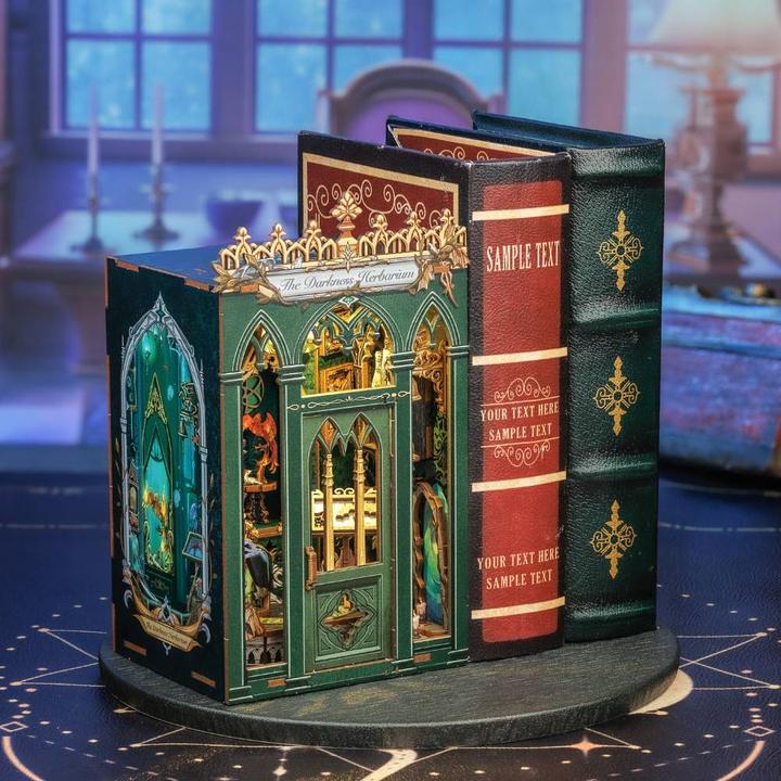 Actual product image Figured'Art Book Nook – Dunkles Herbarium