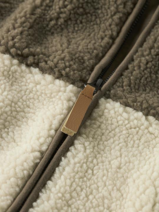 Actual product image Name it Kapuzen Teddyfleece Weste (104)