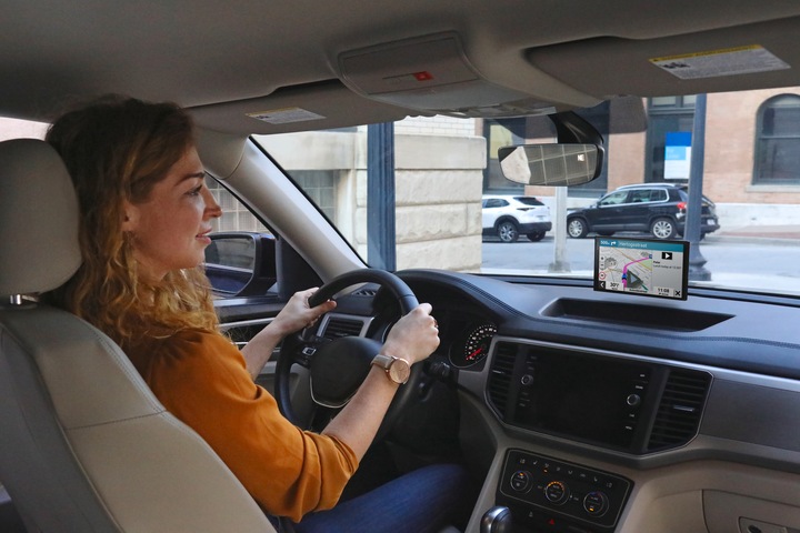 Actual product image Garmin DriveSmart 66 Alexa (6")