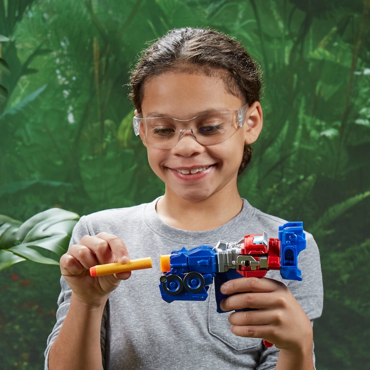 Produktbild Hasbro Transformer MV7 Optimus Prime Blaster 2in1