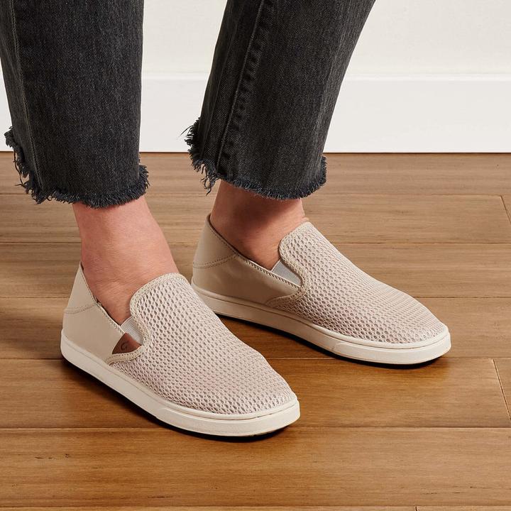 Actual product image OluKai Pehuea (39)