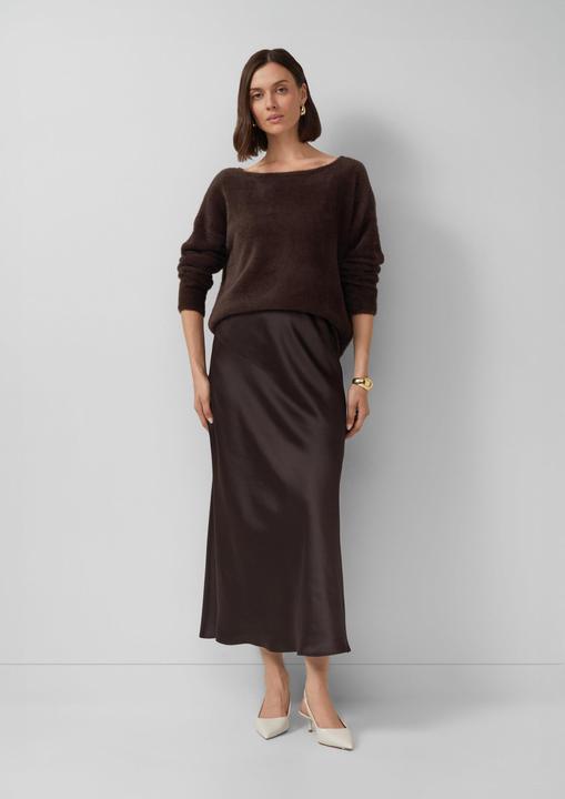 Produktbild s.Oliver Strickpullover Flauschiger Relaxed-Fit-Pullover mit U-Boot-Ausschnitt (44)