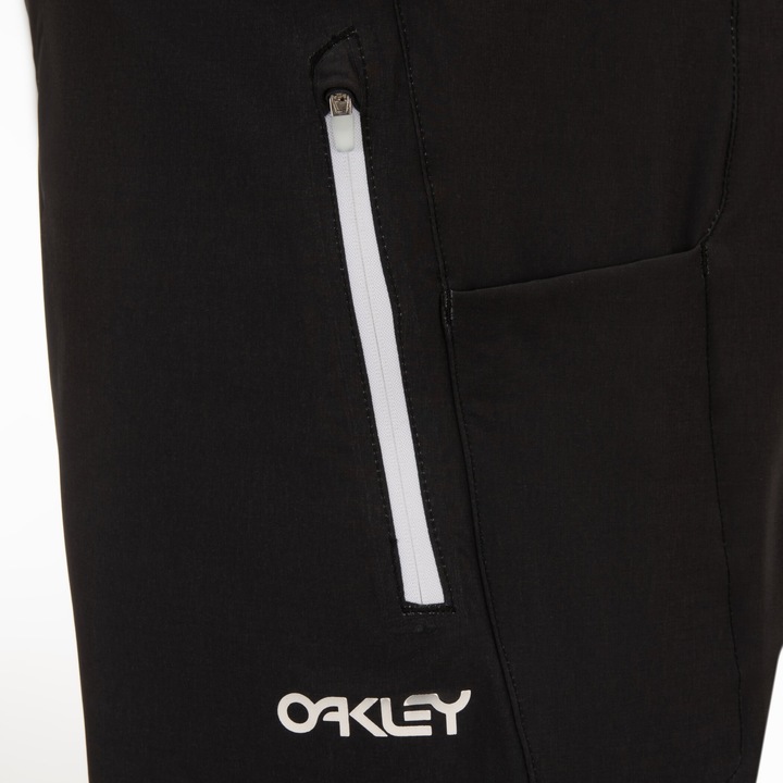 Actual product image Oakley Reduct Berm men's bike shorts (XS)