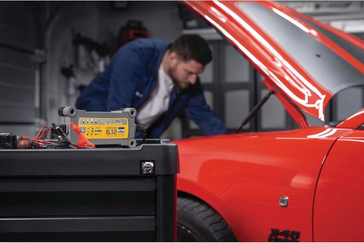 Actual product image GYS Flash 6.12 (12V, 6 A)