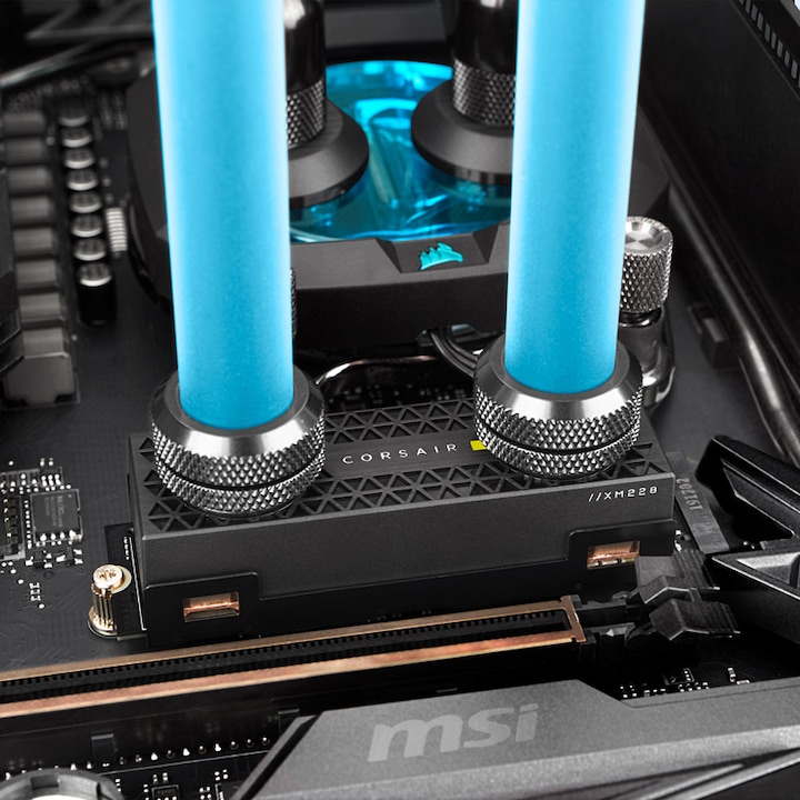 Produktbild Corsair MP600 Pro XT Hydro X Edition (4000 GB, M.2 2280)