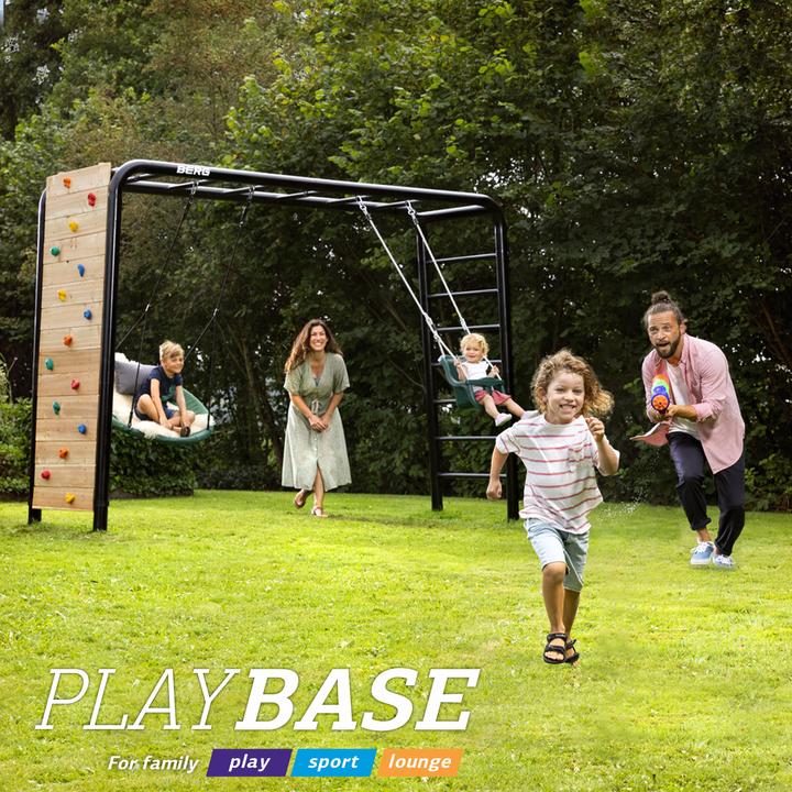 Actual product image BERG PlayBase Medium TL (2x Holzsitz)
