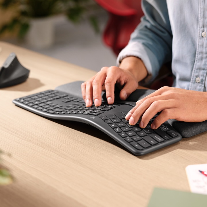 Actual product image Logitech Ergo K860 (CH, Wireless)