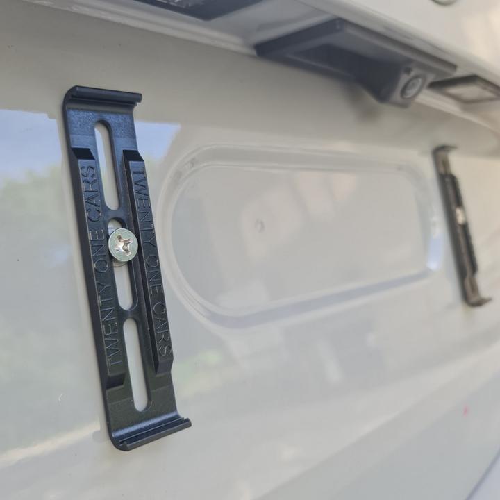Produktbild 21cars Klick Kennzeichenhalter Hochformat (Front + Heck, Hochformat)