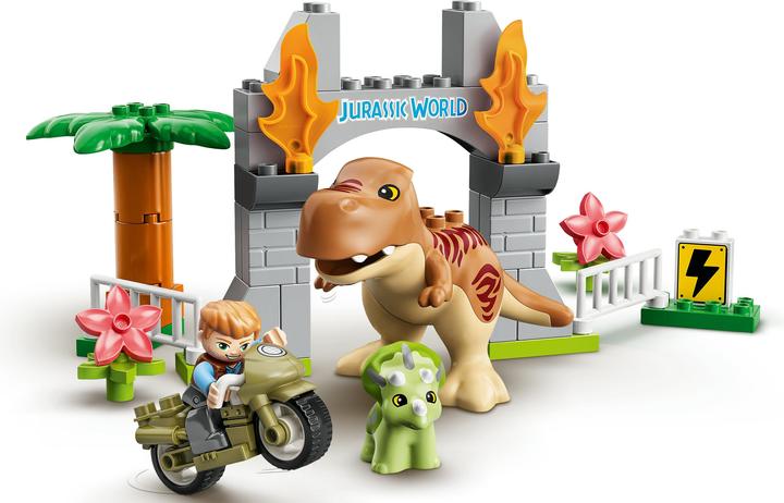 Image du produit LEGO Éruption du T. Rex et du Triceratops (10939)