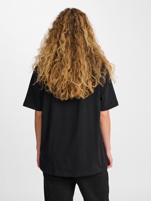 Actual product image hummel hmlLOOSE T-SHIRT BEE S/S (XS)