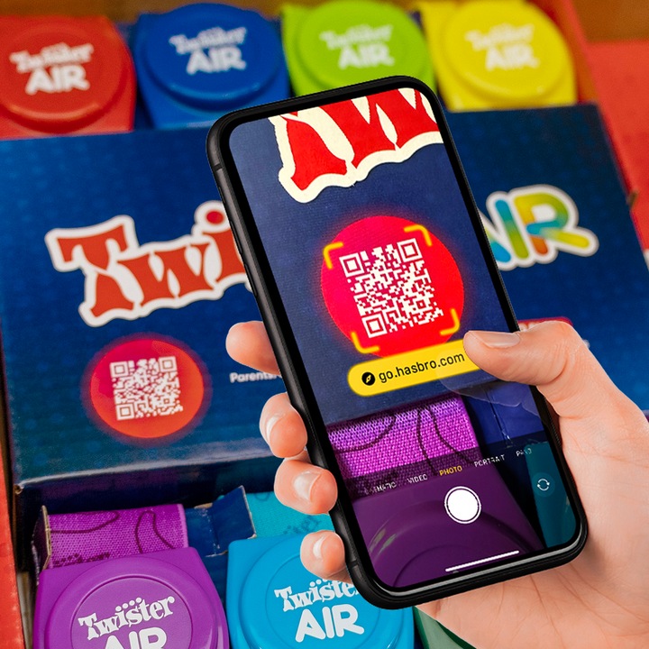 Actual product image Hasbro Gaming Twister Air (German)