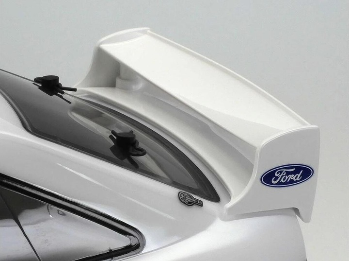 Produktbild Tamiya Ford Escort Custom '98, TT-02 (Kit)