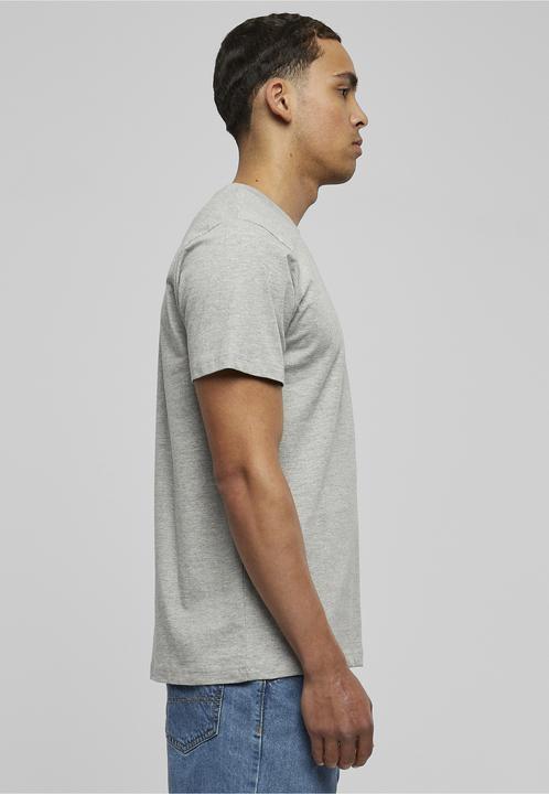 Actual product image Urban Classics Basic Tee (M)