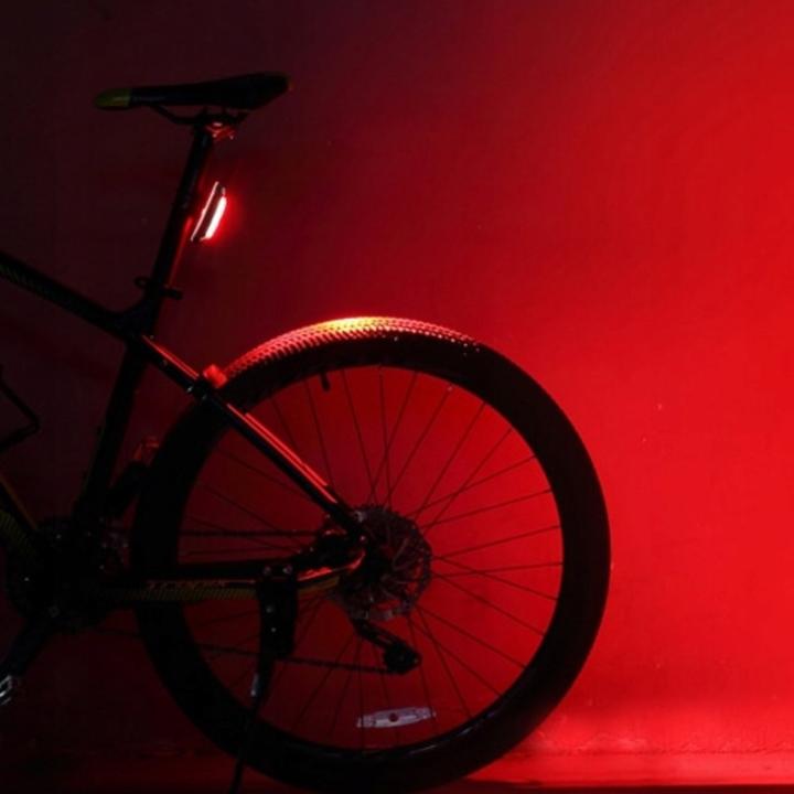 Actual product image Rockbros A54BK rear bicycle light + micro USB - USB-A cable - black (100 lm)