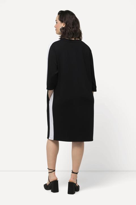 Image du produit Ulla Popken Robe en jersey, encolure bateau et manches 3/4. Bandes latérales fantaisie. (50, 52)