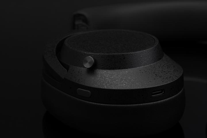 Actual product image FINAL UX5000 (ANC, 65 h, Cable, Wireless)