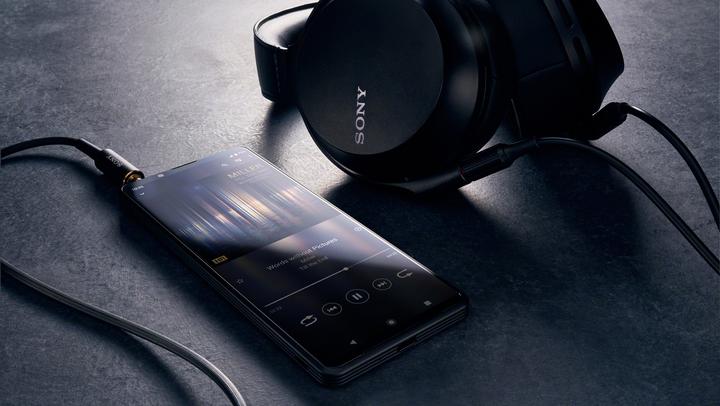 Actual product image Sony Xperia PRO-I (512 GB, Frosted Black, 6.50", Hybrid Dual SIM, 5G)