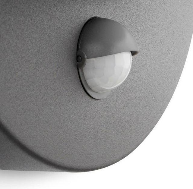 Actual product image Philips June (600 lm, E27, IP44)