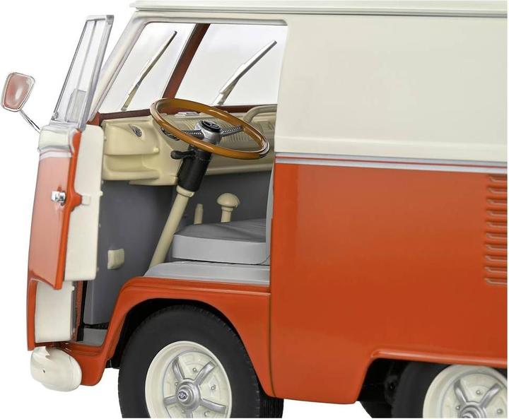 Actual product image Solido 1:18 Kool station wagon 1950 red