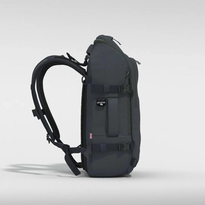Produktbild Cabin zero Adventure Cabin Bag ADV Pro 32L Rucksack 46 cm Laptopfach (26 l)
