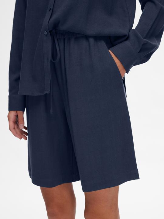 Actual product image Selected Femme Mid Waist Shorts (Frequency band 38 (2600 MHz))