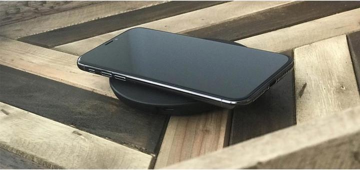 Actual product image Kanex GoPower Qi Wireless Charging Pad (10 W)