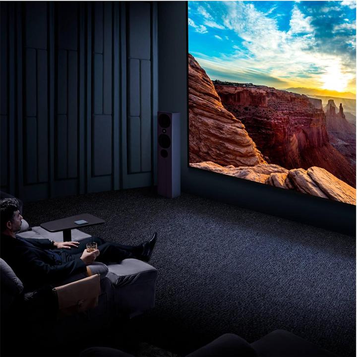 Actual product image BenQ W5850 4K UHD DLP 3840X2160 (4K, 2600 lm)