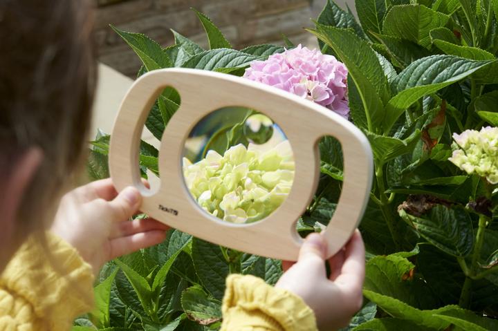 Produktbild TickiT Kinderlupe aus Holz