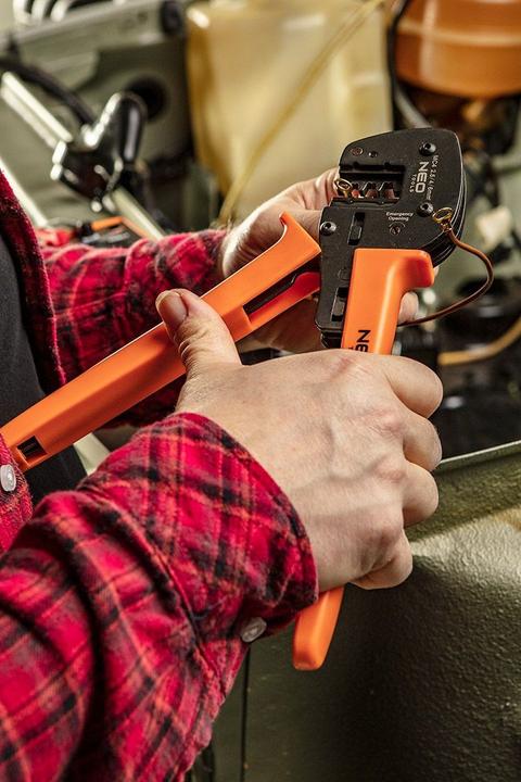 Produktbild Neo Tools Crimping pliers for photovoltaic connectors (265 mm)