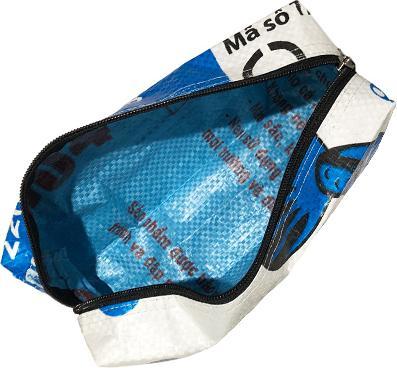 Produktbild Bekos Upcycling – Schreibzeug-Etui aus recycelten Fischfuttersäcke blauer Fisch