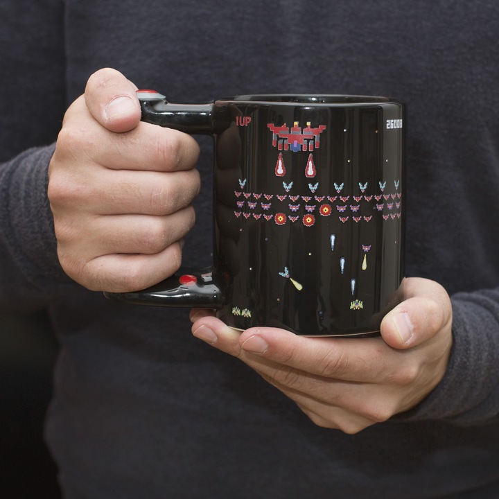 Actual product image Mugs Retro Arcade Mug" - 600ml (600 ml, 1 x)