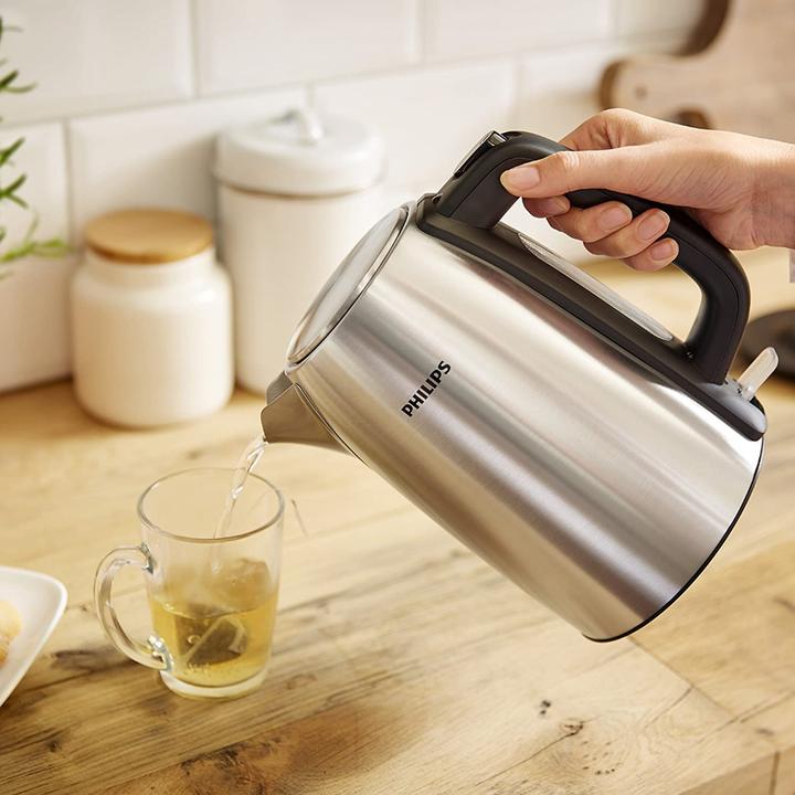 Actual product image Philips Viva Collection HD9351/90 (1.70 l, EU plug)