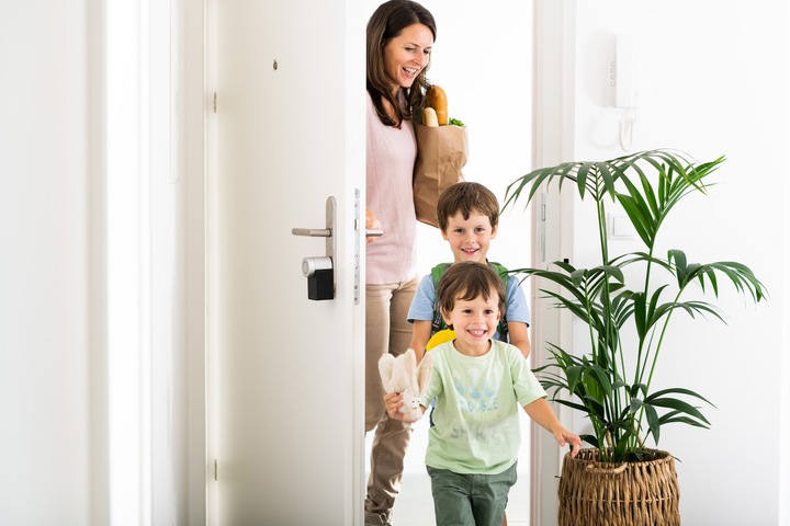 Produktbild Nuki Smart Lock Combo 2.0 CH-Zylinder + Bridge (Smartphone)