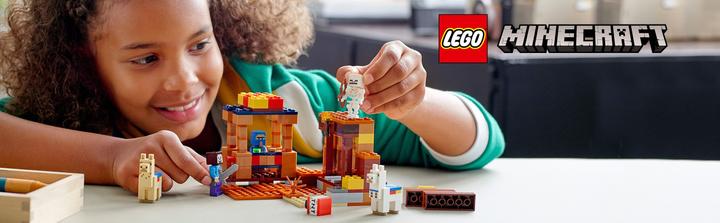 Actual product image LEGO The trading place (21167, LEGO Minecraft)