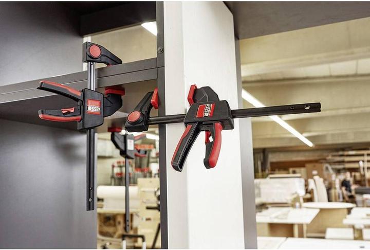 Actual product image Bessey One-handed clamp set (300 mm)