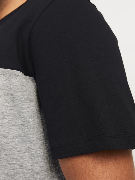 Produktbild Jack & Jones Jjelegacy Blocking Tee Ss O-Neck Noo Pls (8XL)