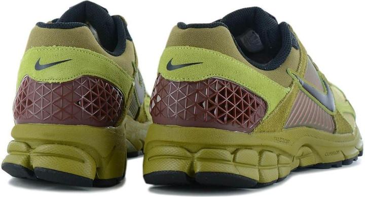 Produktbild Nike Zoom Vomero 5 (41)