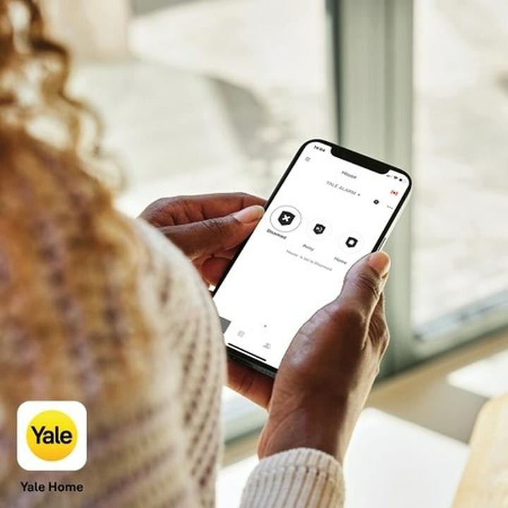 Actual product image Yale Zewnętrzna syrena żółta