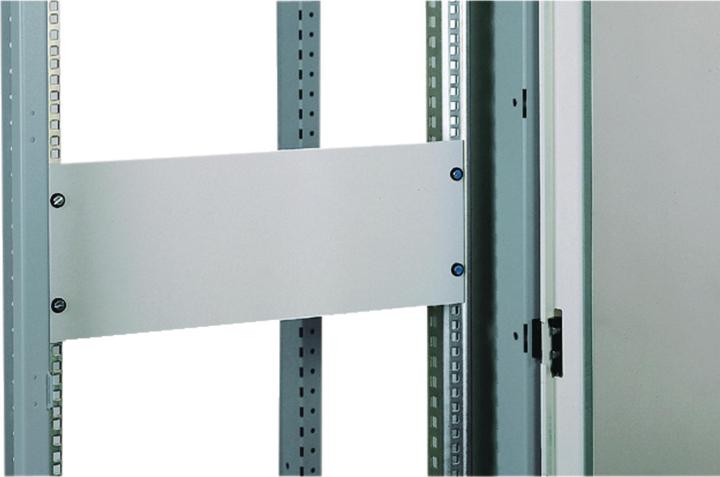Produktbild Schneider Electric NSYCRTM6U Frontplatte B x H T 465 266.7 1.5 mm 1 St.