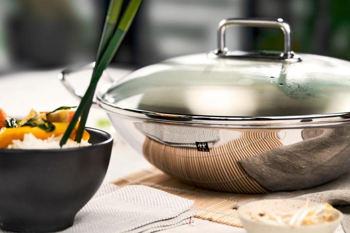 Produktbild Zwilling Wok Plus (32 cm, Wok Pfanne, Edelstahl)
