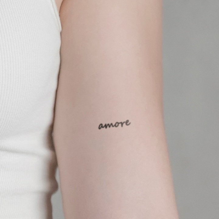 Immagine prodotto minink Tatuaggio temporaneo - Amore in scrittura corsiva