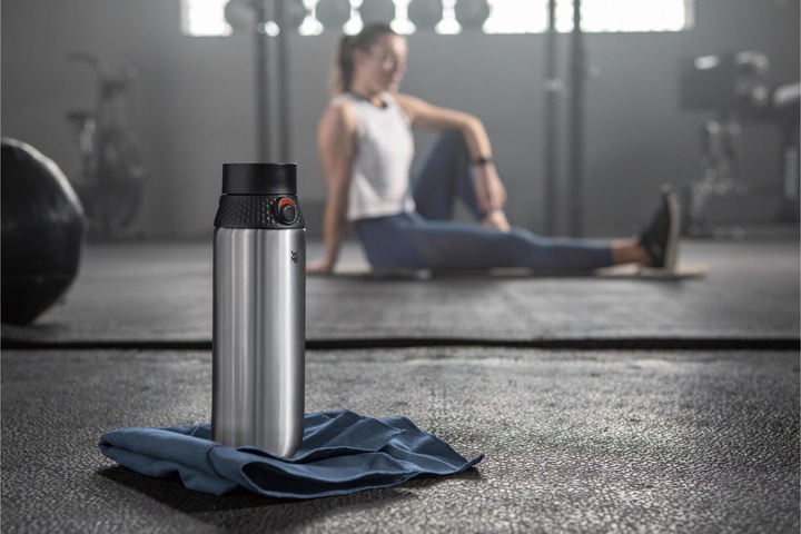 Actual product image WMF Drinking bottle Cromargan 0.75 l, blacksilver (0.75 l)